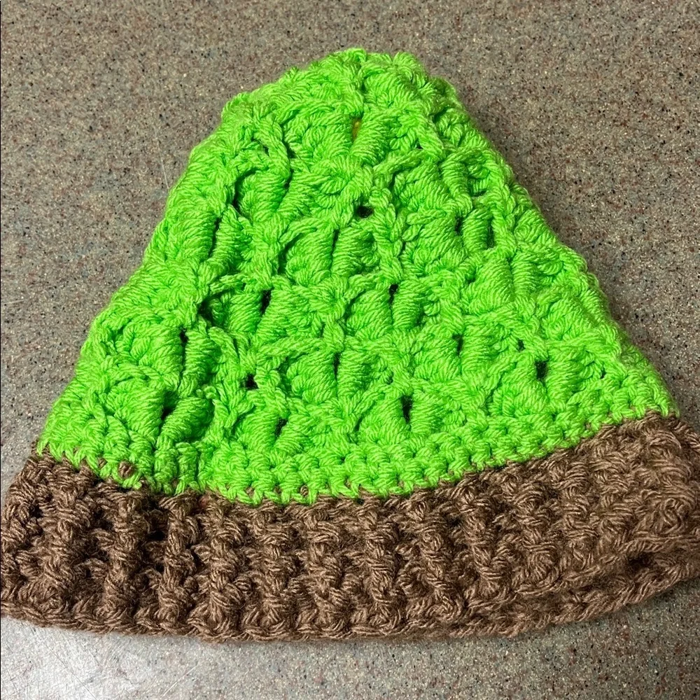 Green Crochet Beanie‎ with Yellow Pom-Pom handmade